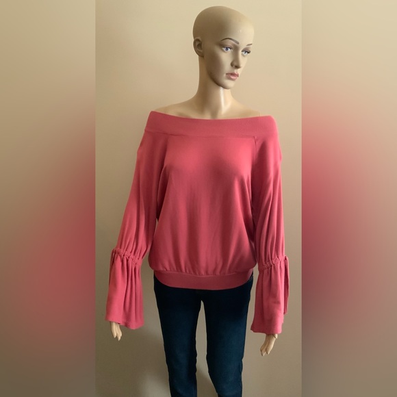 Express One Eleven - Picture 1 of 4